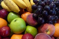 Woraus bestehen Vitamine? Vitamine sind sehr wichtig, um das Immunsystem zu schützen und Krankheiten vorzubeugen. (Foto: Golf Resort Achental Team, flickr, CC BY-Sa 2.0).