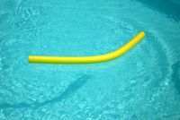 Einladend: Der Sprung ins Schwimmbecken (Foto: Rosmarie Voegtli, flickr, CC BY 2.0).