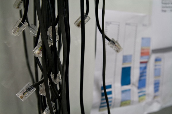 Jedes Unternehmen braucht Informations- und Kommunikationssysteme (Foto: SurfGuard, flickr, CC BY-NC-SA 2.0).