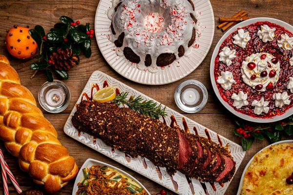 Es ist faszinierend zu sehen, wie Chemie uns dabei hilft, köstliche Weihnachtsgerichte zuzubereiten (Foto: Jed Owen, unsplash, CC0)